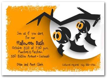 Hanging Bats Halloween Party Invitations